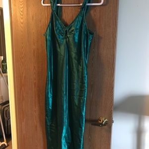 Emerald green nightgown